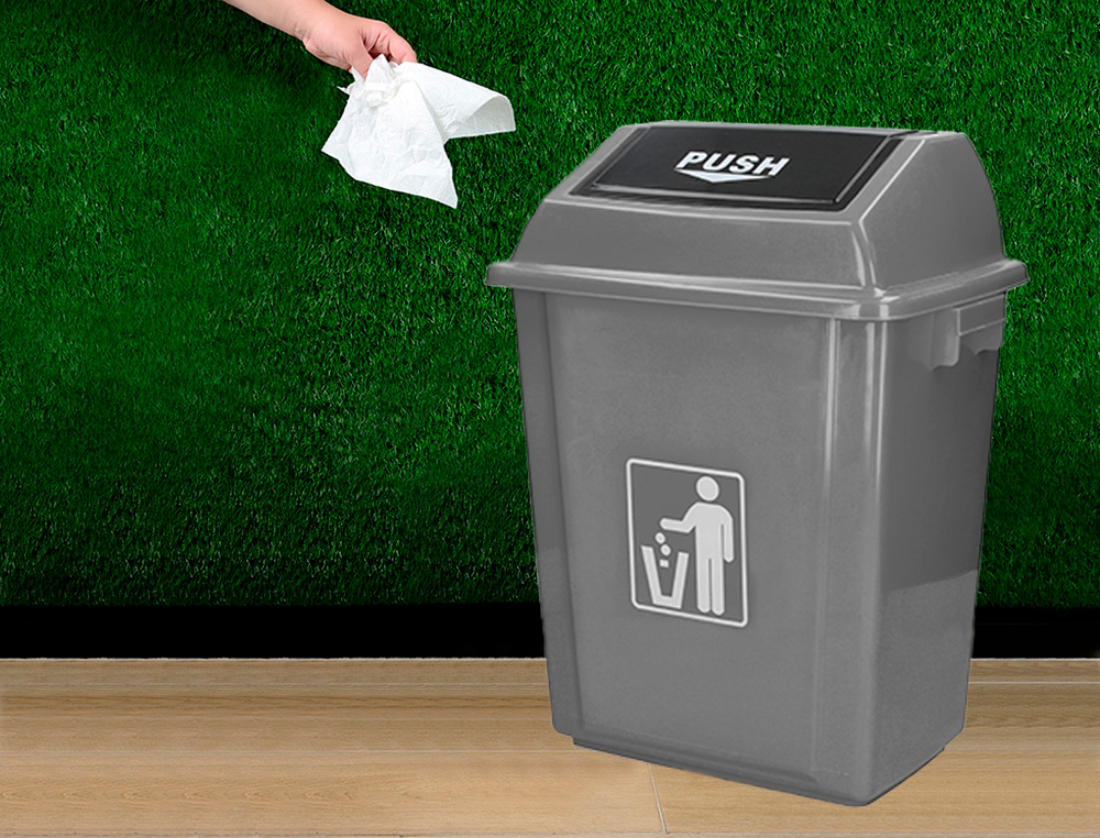 PAPELERA CONTENEDOR Q-CONNECT PLASTICO CON TAPA DE BALANCIN 40 LITROS GRIS 410X280X610 MM